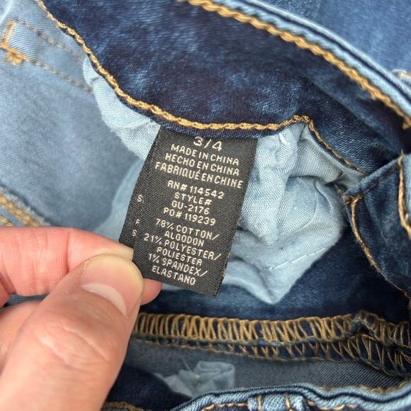 Dollhouse Dark Wash Flare Wide Leg Blue Jeans Size 3/4 - Picture 6 of 8